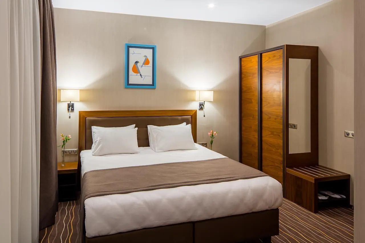Taurus City Hotel Lviv