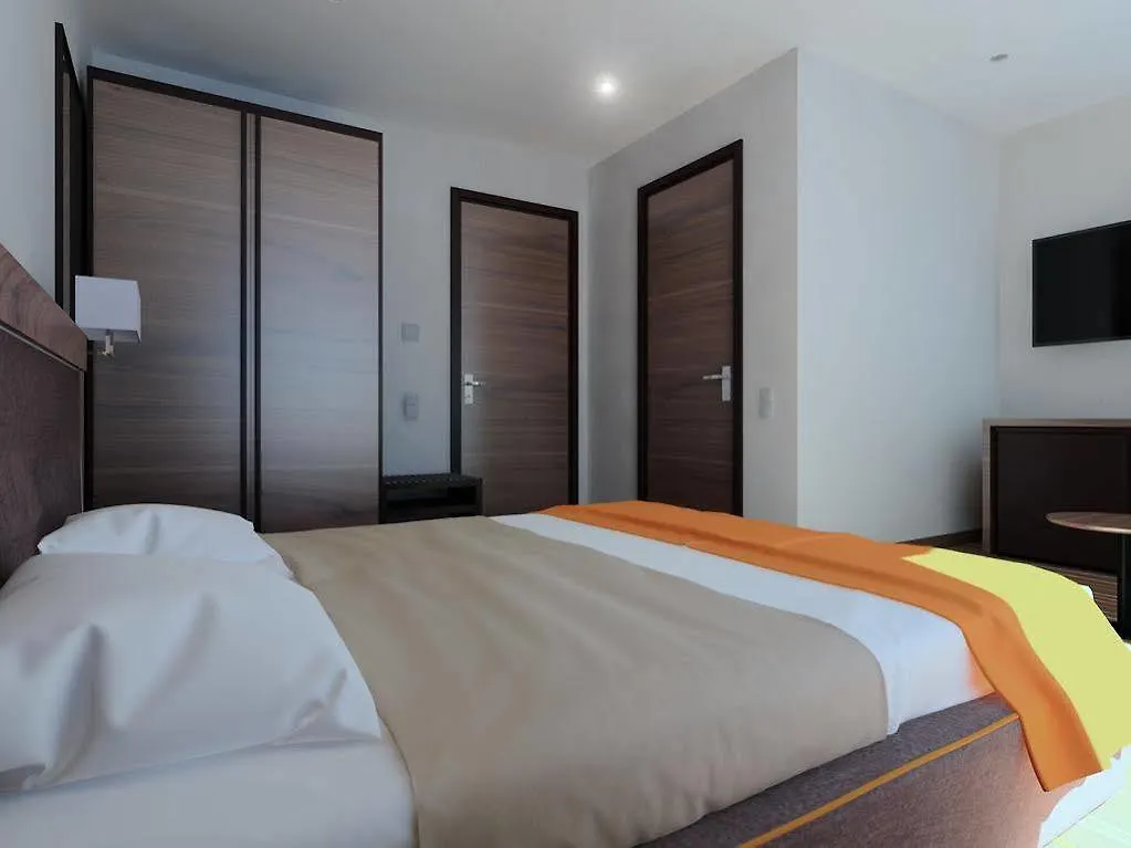 Taurus City Hotel Lviv